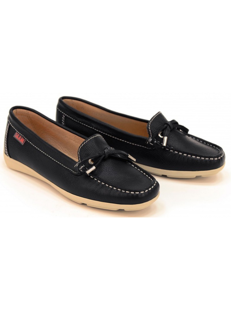 Nautical shoe SLAM Prince colour navy. Leather upper and rubber sole.